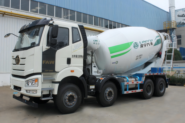 解放凌宇混動(dòng)攪拌車性能及特點(diǎn)如何？