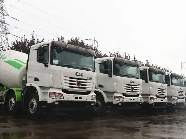 時(shí)隔一月洛陽老客戶再提車，聯(lián)合凌宇這一組合火了……