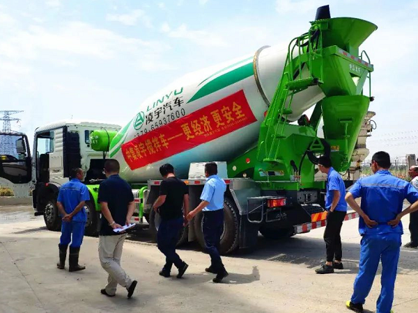 中集凌宇攪拌車全國巡展繼續(xù)：出征安徽，這一組合果然豪橫！