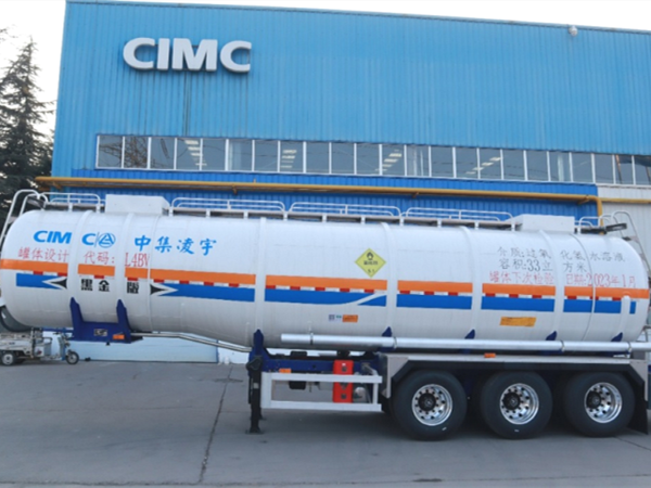 雙氧水運(yùn)輸怎么選？這款液罐告訴你答案！